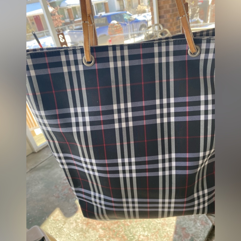 Authentic  VINTAGE Burberry NOVA CHECK TOTE Bag WITH COA